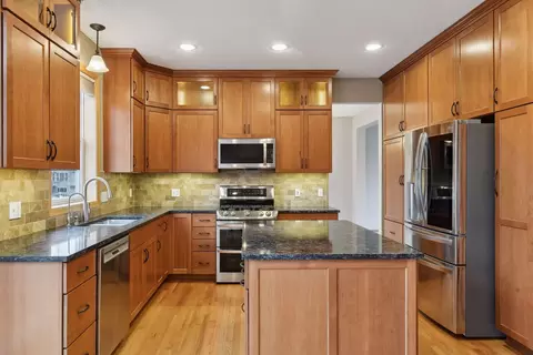 16587 78th Ave N, Maple Grove, MN 55311