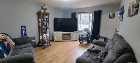 813 Pleasant View Dr SE, Willmar, MN 56201 photo 5