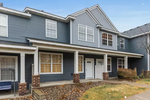 14346 Banyan Ln, Rosemount, MN 55068