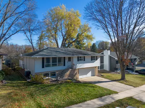 507 28th St NW, Rochester, MN 55901