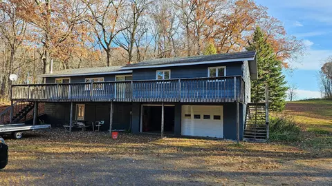 1048 Indian Point Ln, Luck, WI 54853