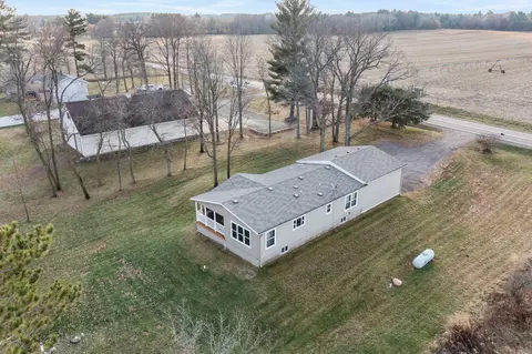 1356 Queen St, Braham, MN 55006 photo 4