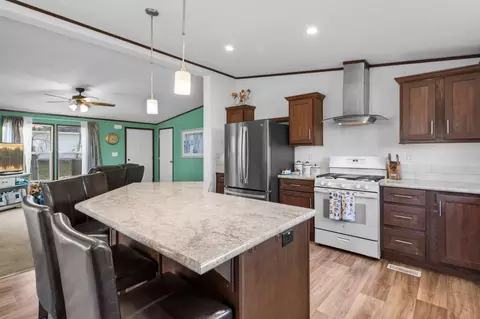 1356 Queen St, Braham, MN 55006 photo 6