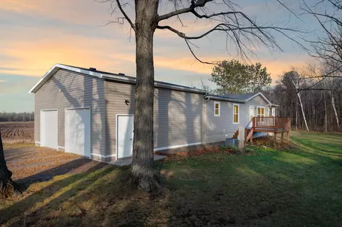 1356 Queen St, Braham, MN 55006 photo 2