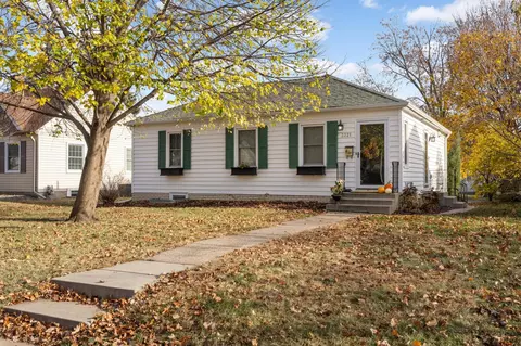 3221 Florida Ave S, Saint Louis Park, MN 55426