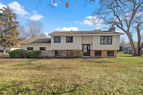 315 70th Ave N, Brooklyn Center, MN 55430