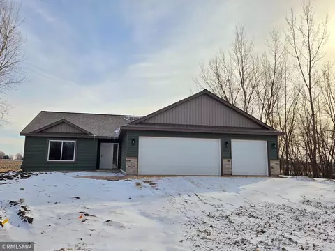 160 Lake Erin Dr, Green Isle, MN 55338