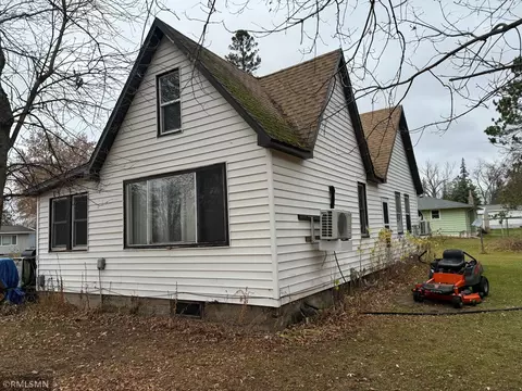 166 S 1st St, Mcgregor, MN 55760 photo 5
