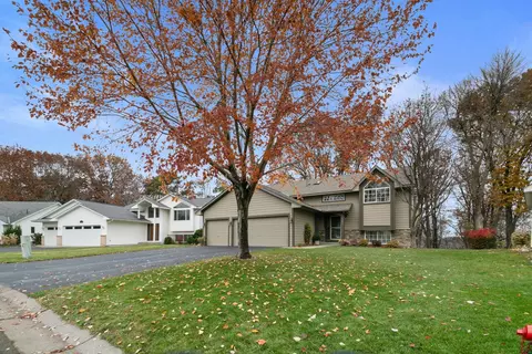 1301 Driving Park Rd, Stillwater, MN 55082