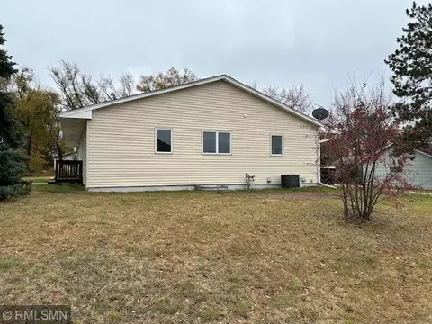 13563 3rd St, Becker, MN 55308 photo 2