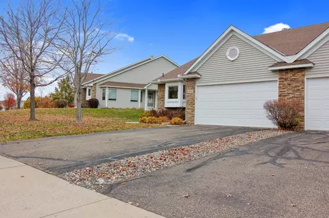 4835 Greenhaven Dr, White Bear Twp, MN 55127