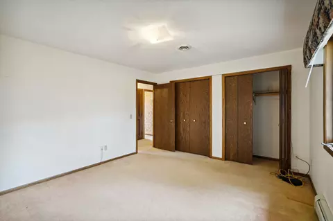 728 Colonial Cir, Faribault, MN 55021 photo 8