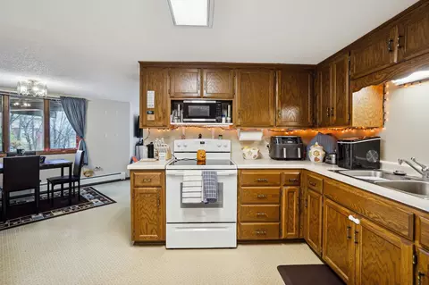 728 Colonial Cir, Faribault, MN 55021 photo 15