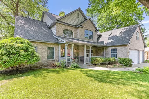 11237 Mississippi Dr N, Champlin, MN 55316