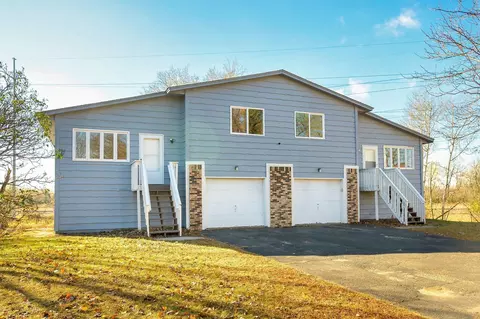 1060 122nd Ave NW, Coon Rapids, MN 55448