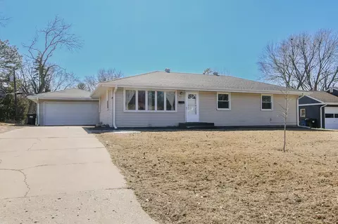 470 67th Ave NE, Fridley, MN 55432