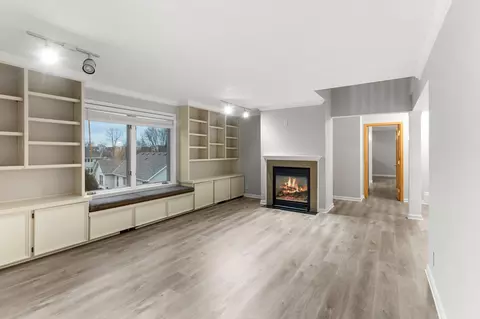 Living - 508 Chapel Ct, Eagan, MN 55121 photo 4 of 11