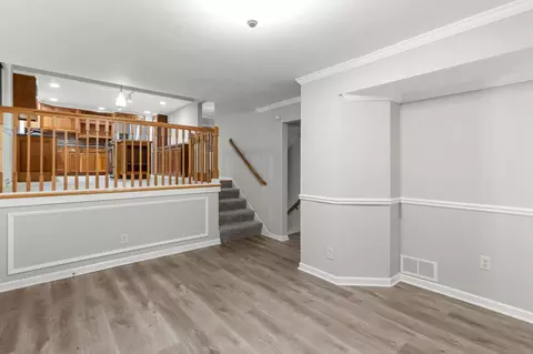 Living - 508 Chapel Ct, Eagan, MN 55121 photo 9 of 11