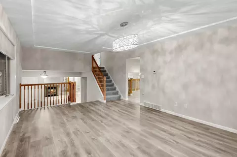 Living - 508 Chapel Ct, Eagan, MN 55121 photo 7 of 11