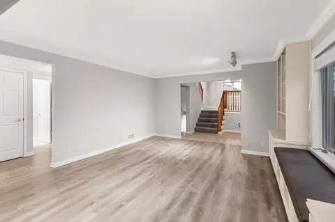 Living - 508 Chapel Ct, Eagan, MN 55121 photo 2 of 11