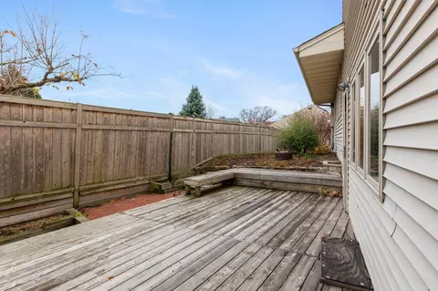 Exterior - 508 Chapel Ct, Eagan, MN 55121 photo 6 of 7