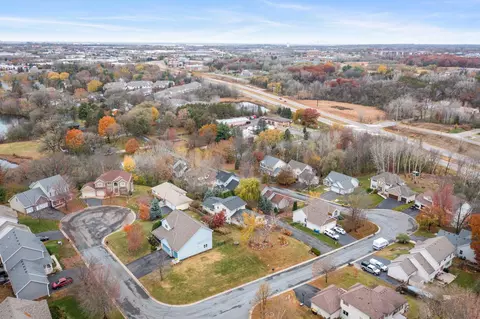 View/Area - 508 Chapel Ct, Eagan, MN 55121 photo 2 of 5