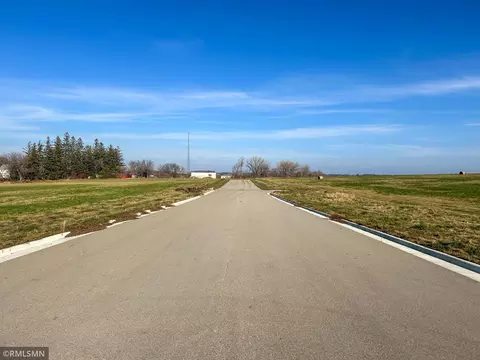 451 Engel Dr, Kenyon, MN 55946 photo 12