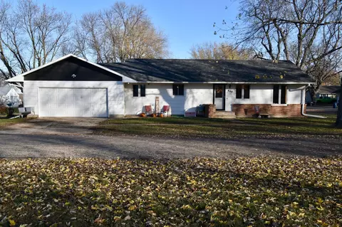 648 Poplar St, Ocheyedan, IA 51354