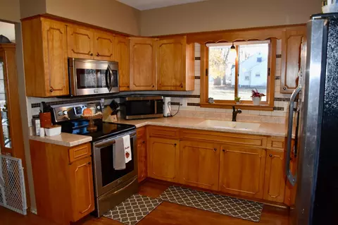 648 Poplar St, Ocheyedan, IA 51354 photo 9