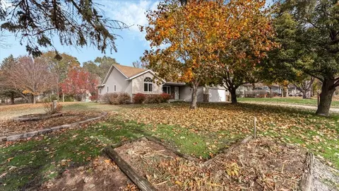 1254 25th St SE, Saint Cloud, MN 56304