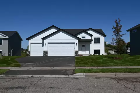 1607 11th St NE, Buffalo, MN 55313