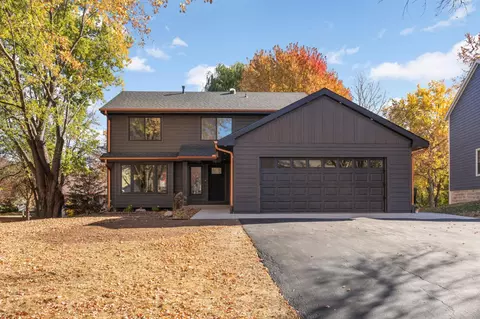 19600 Vine Ridge Rd, Excelsior, MN 55331