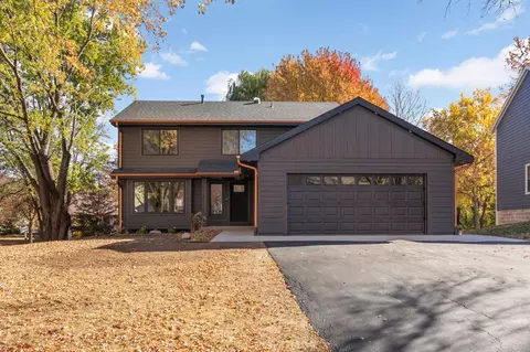 19600 Vine Ridge Rd, Shorewood, MN 55331