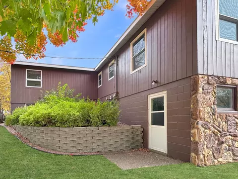 507 E Hollett St, Tracy, MN 56175 photo 4