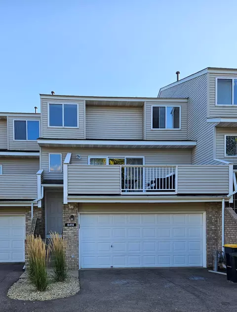5414 183rd St W #23, Farmington, MN 55024