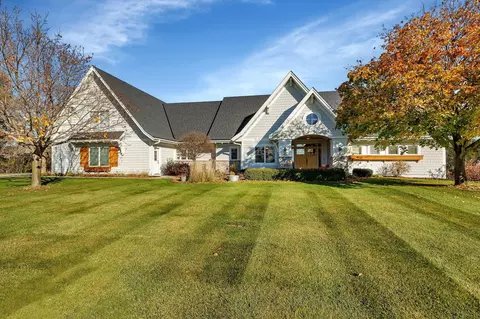 1844 Coyote St, Saint Augusta, MN 55320