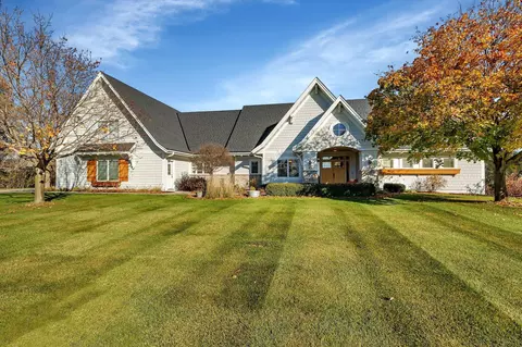 1844 Coyote St, Saint Augusta, MN 55320