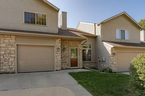 1344 Arthur Ln NW, Rochester, MN 55901