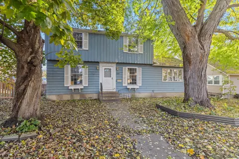 3208 Drew Ave N, Robbinsdale, MN 55422