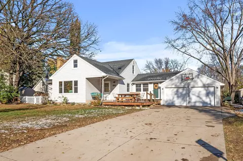4907 North Rd, Circle Pines, MN 55014