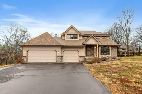 4863 Knottingham Cir, Eagan, MN 55122