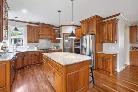 6327 Cypress Ln N, Maple Grove, MN 55369