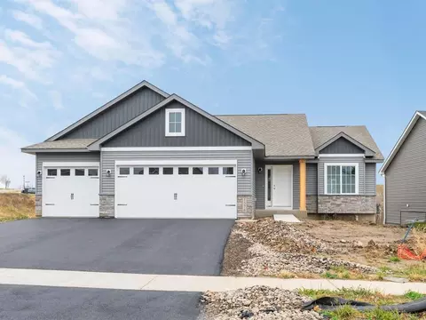 1376 Balsam Ln, Watertown, MN 55388