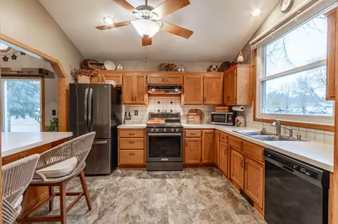 12754 Quaker Ln N, Champlin, MN 55316 photo 6