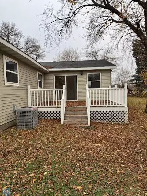 242 4th Ave W, Hunter, ND 58048 photo 7
