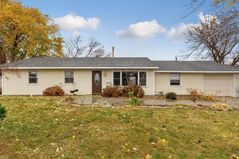 319 Higbie Ave E, Minnesota Lake, MN 56068
