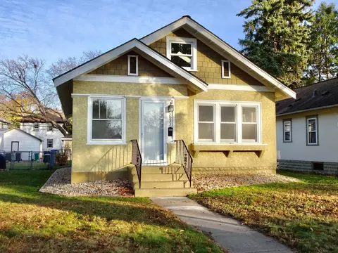 2933 34th Ave S, Minneapolis, MN 55406