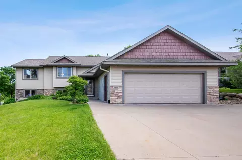 2696 Hilltop Ln, River Falls, WI 54022