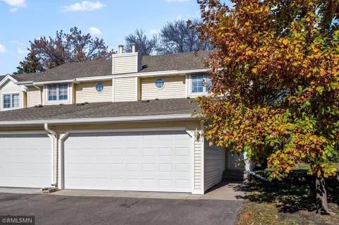 261 Maureen Ln NE, Columbia Heights, MN 55421