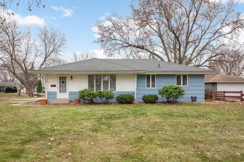 3401 W 88th St, Bloomington, MN 55431
